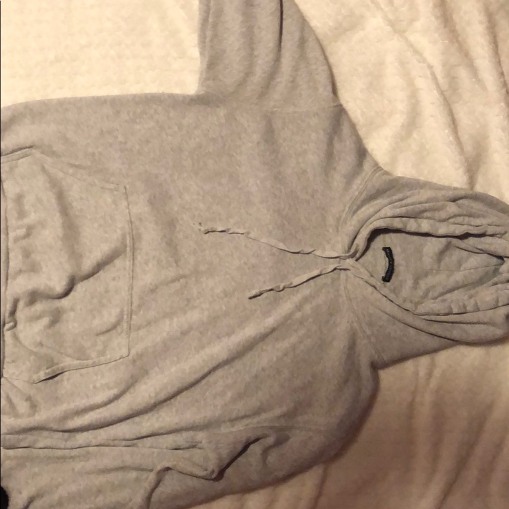GRAY HOODIE